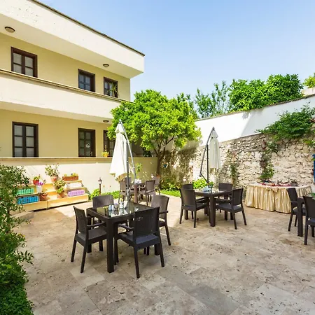 Old Town Boutique Hotel-2
